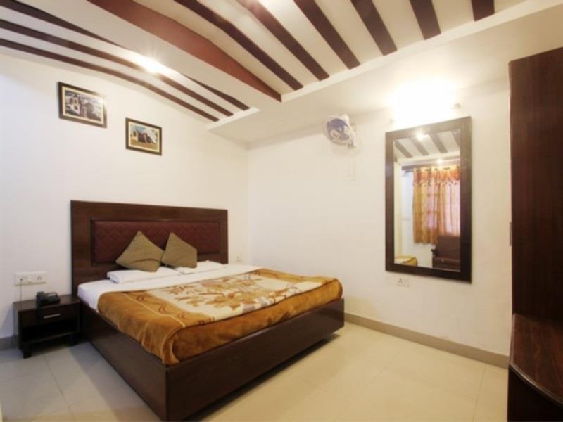 Hotel Ratan Dehradun Exterior photo